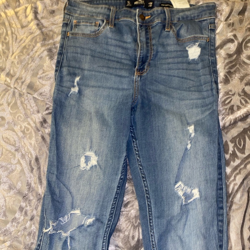 Hollister jeans